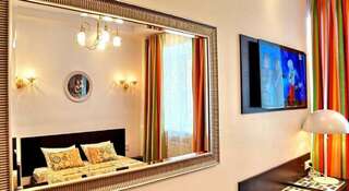 Мини-отель У Львиного моста Санкт-Петербург Комната улучшенная с 1 двуспальной кроватью-5