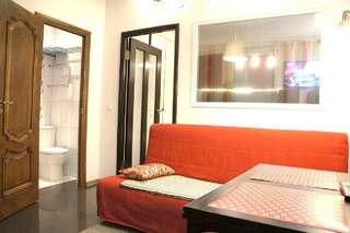 Мини-отель У Львиного моста Санкт-Петербург 2-комнатная комната комфорт-3