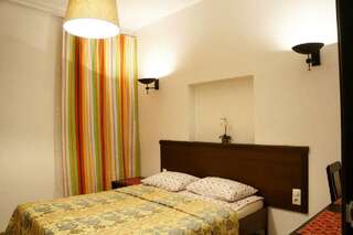 Мини-отель У Львиного моста Санкт-Петербург 2-комнатная комната комфорт-4