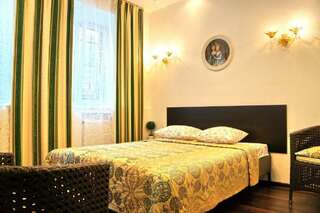 Мини-отель У Львиного моста Санкт-Петербург Комната улучшенная с 1 двуспальной кроватью-1